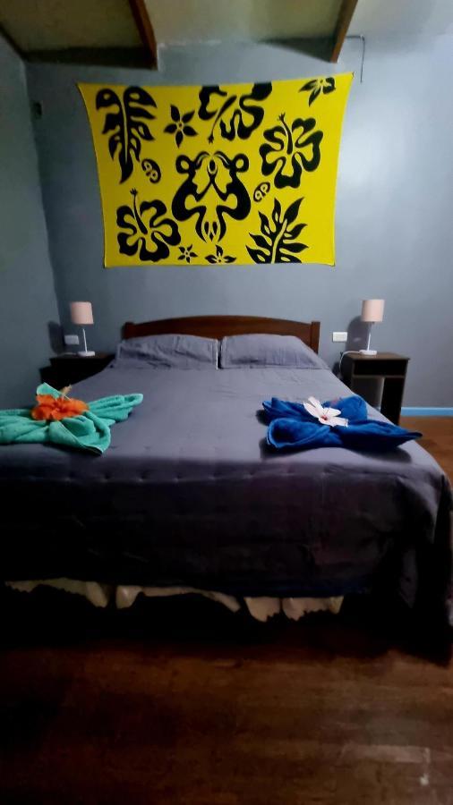 Hostal Henua Roa อังกาโรอา ภายนอก รูปภาพ