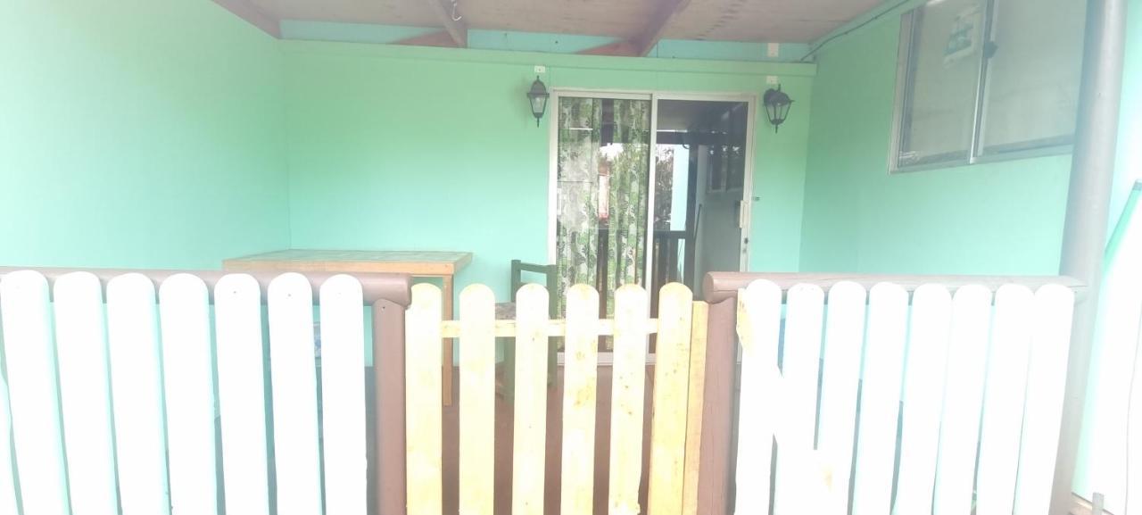 Hostal Henua Roa อังกาโรอา ภายนอก รูปภาพ